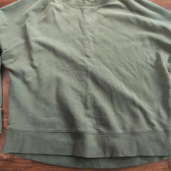 Fabletics Crew Neck Pullover - Picture 3 of 7